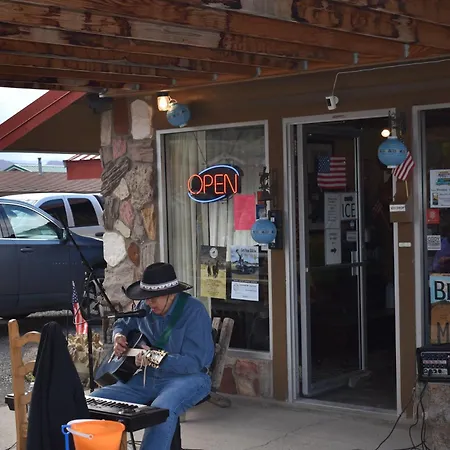 Big Bear Motel