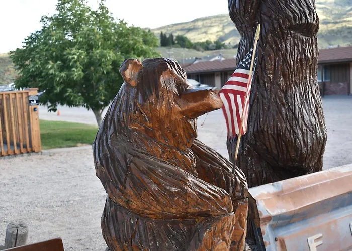 Big Bear Motel